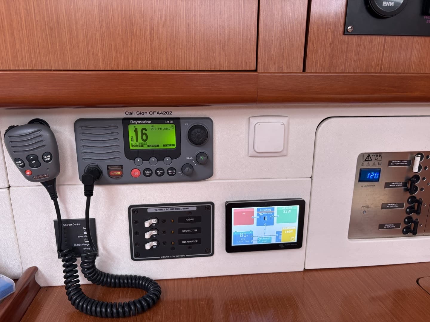 2010 Beneteau — - Image 37