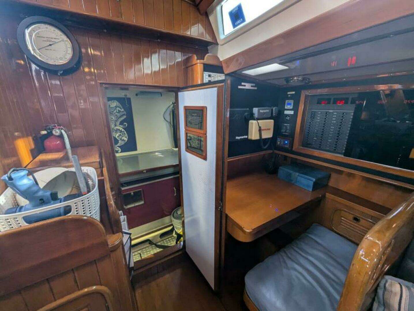 1989 Tayana 55 - Image 16