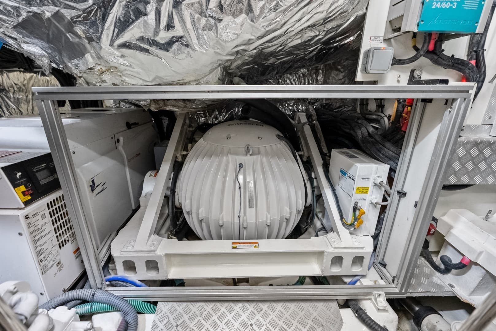 2014 Princess S72 - Image 29