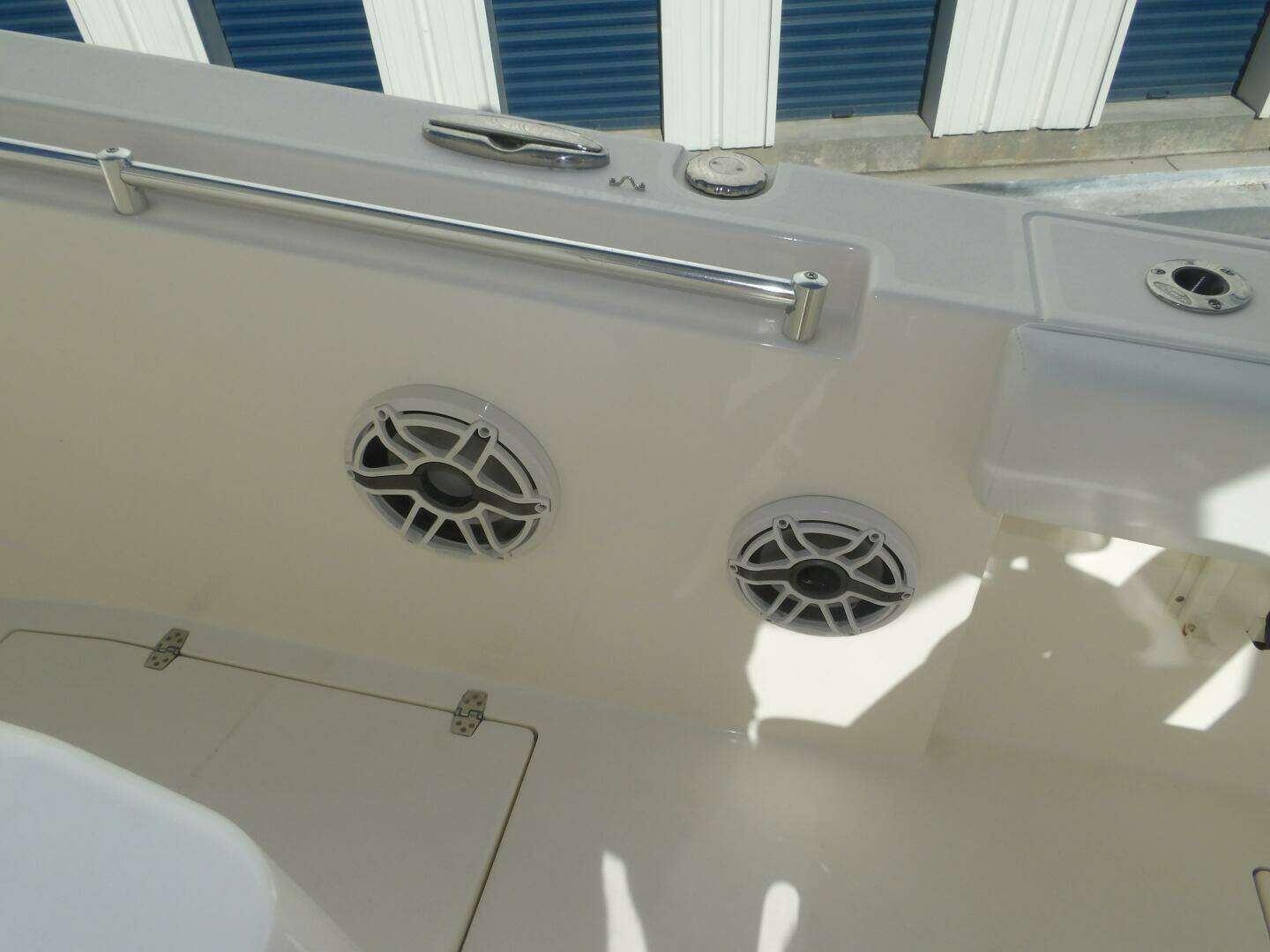 2020 Cobia 320 CC - Image 77