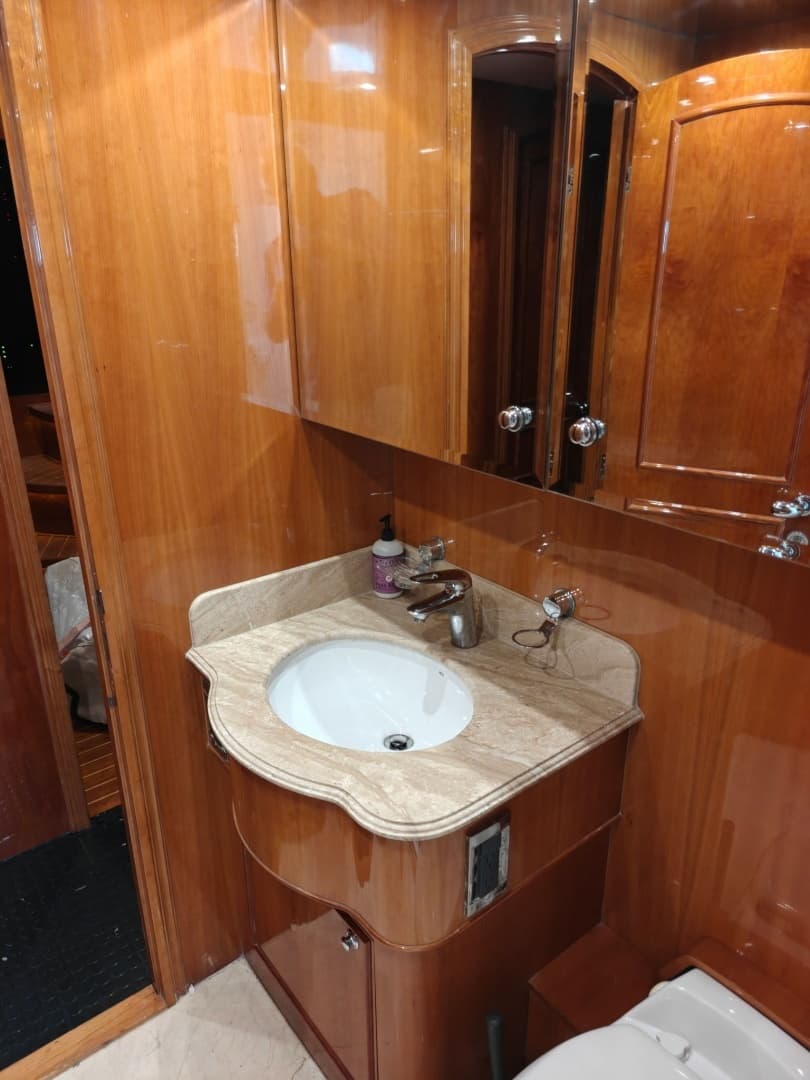 2007 Horizon Elegance 82 - Image 50