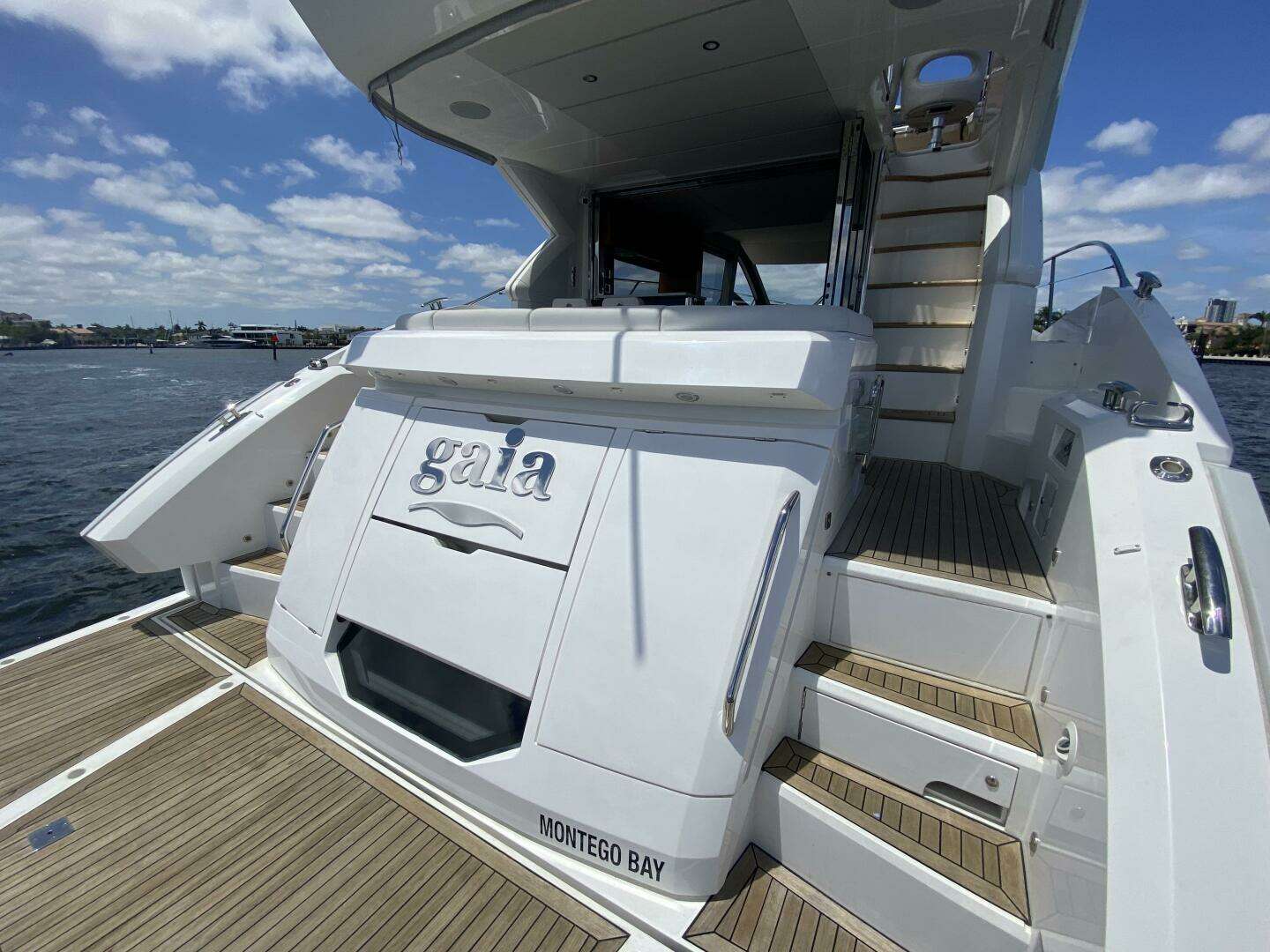 2017 Sunseeker 52 Manhattan - Image 11