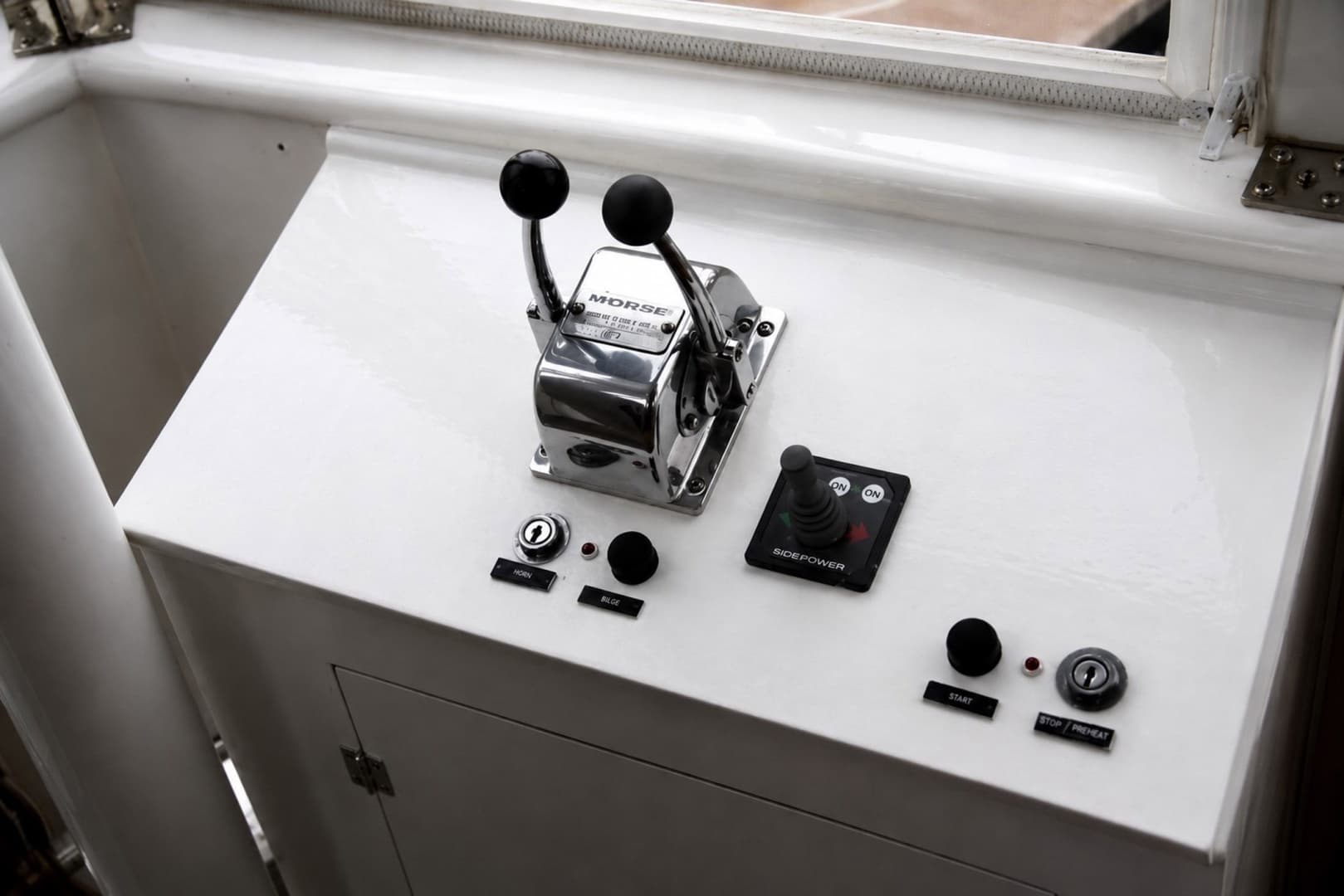 1996 Novatec 50 Islander Cockpit - Image 15