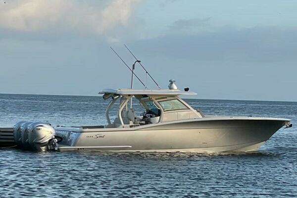 2019 Scout 380 LXF - Image 1