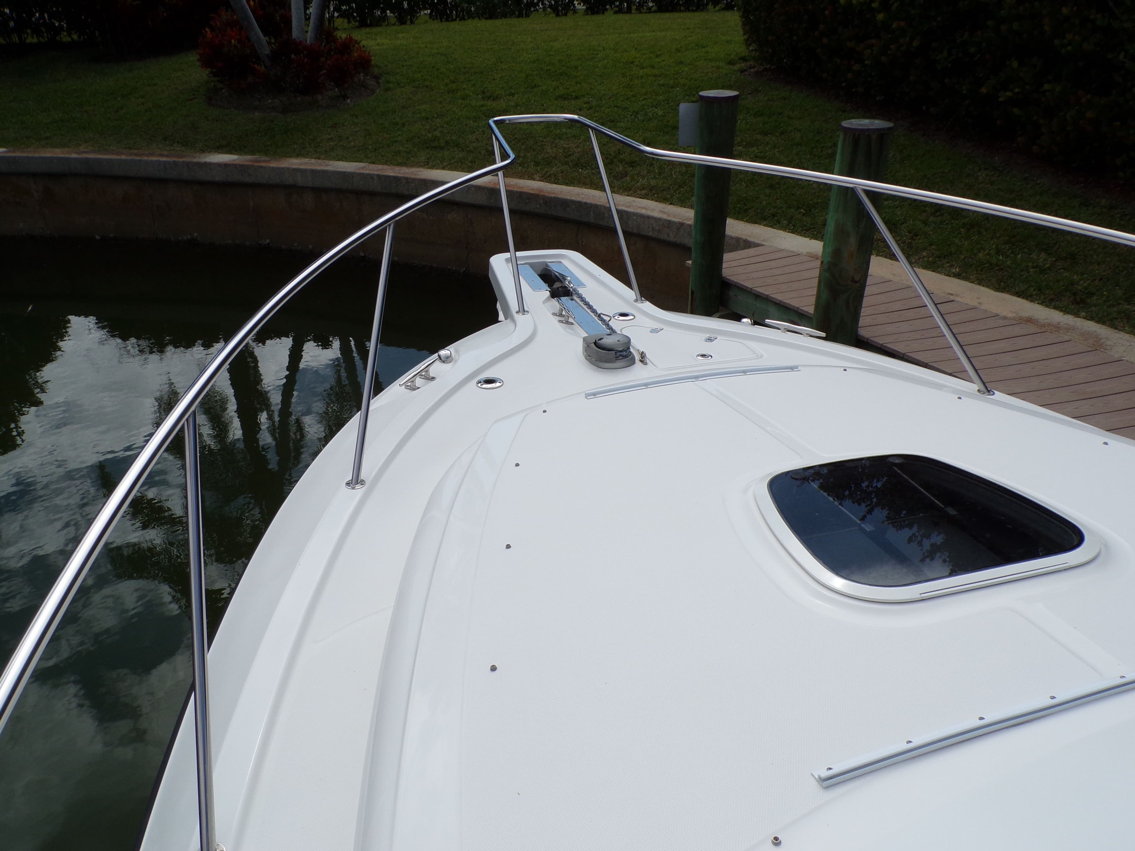 2014 Boston Whaler 345 Conquest - 45