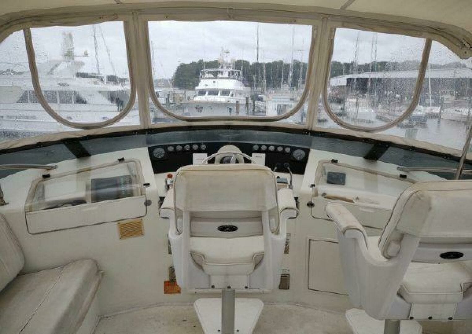 1996 Hatteras 50' Sport Deck - Image 76