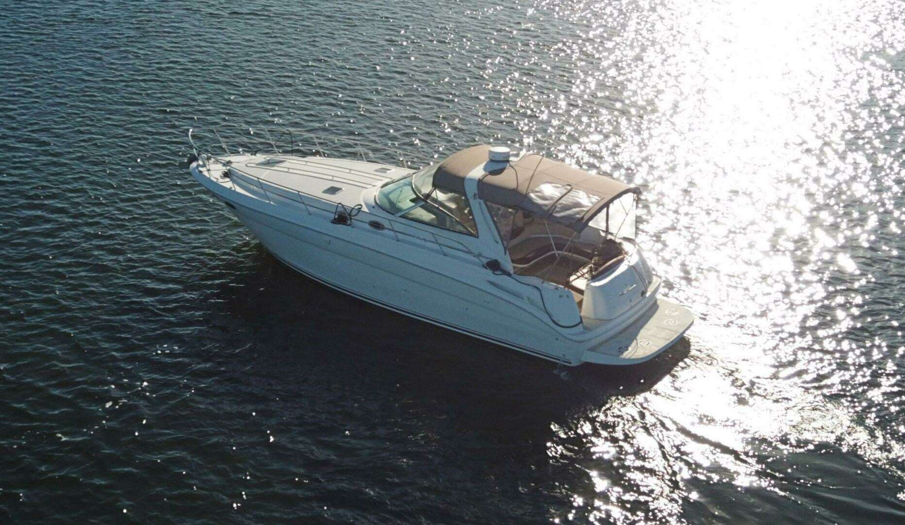 1999 Sea Ray 380 Sundancer - Image 3