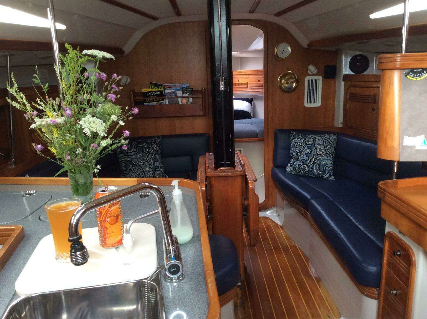2002 C&C 121 - Image 4
