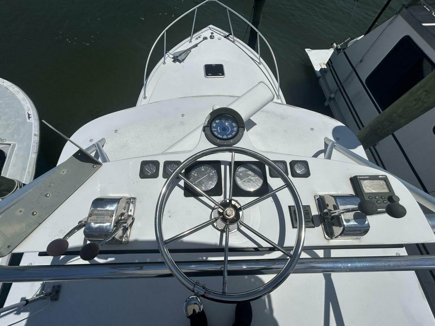1992 Talon 36 Express - Image 10