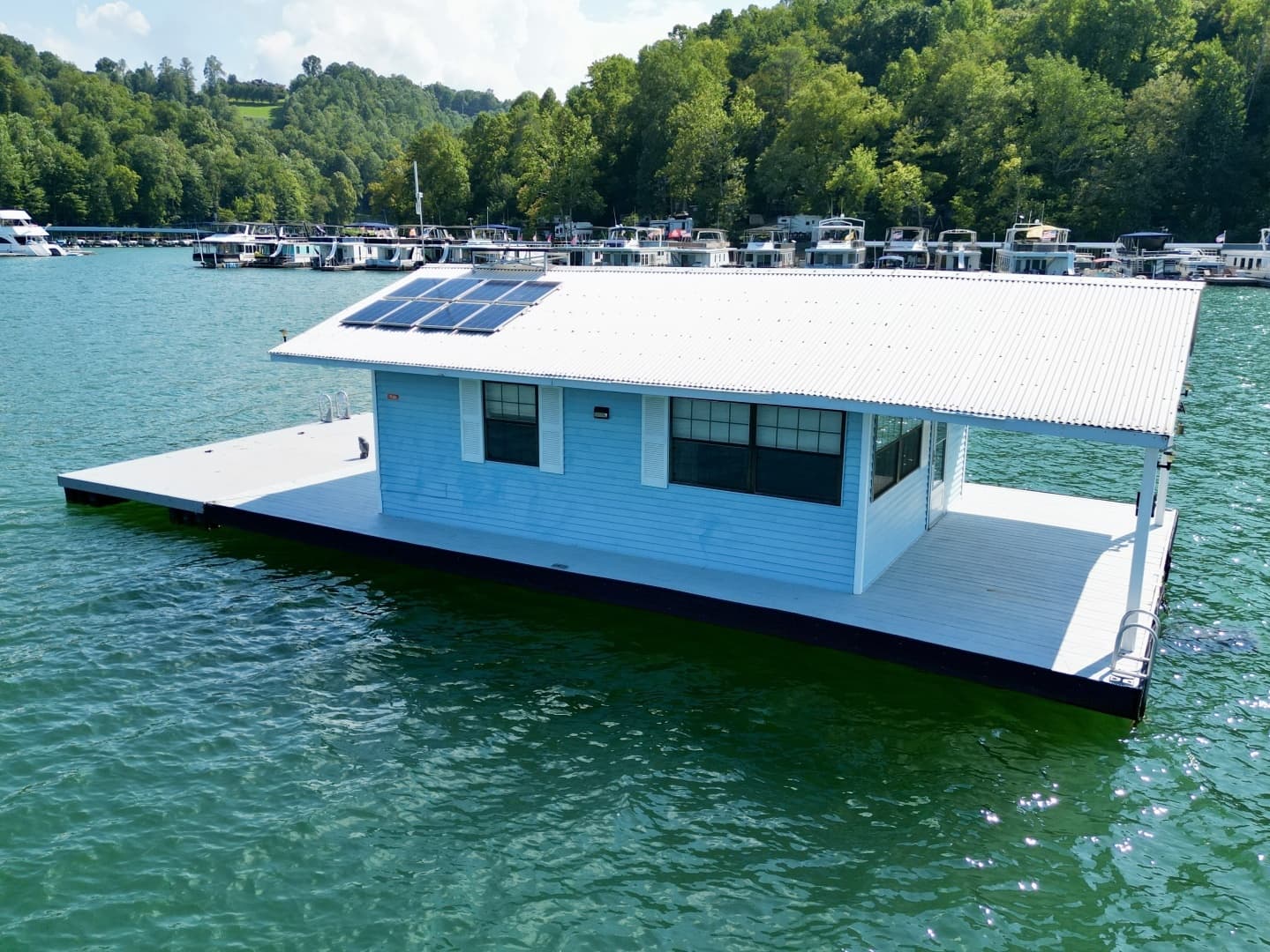 1978 Custom 18 x 24 Off-Grid Floating Cabin Approx 385sqft - Image 9