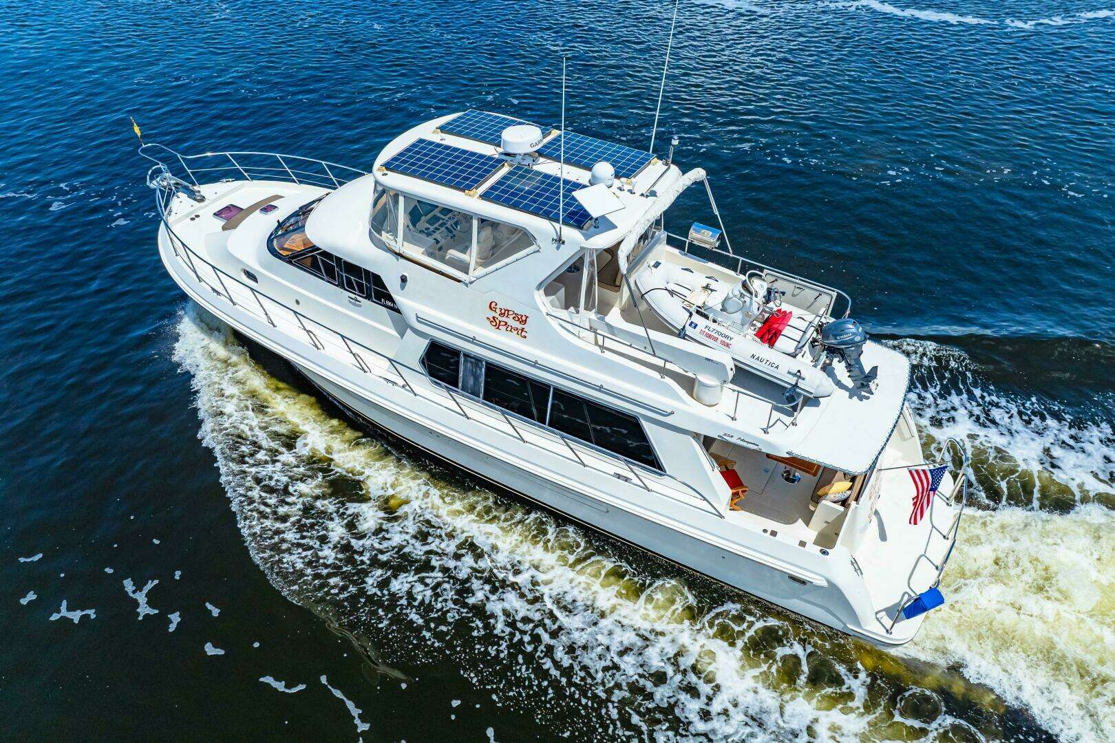2007 Hampton 558 Pilothouse - Image 21