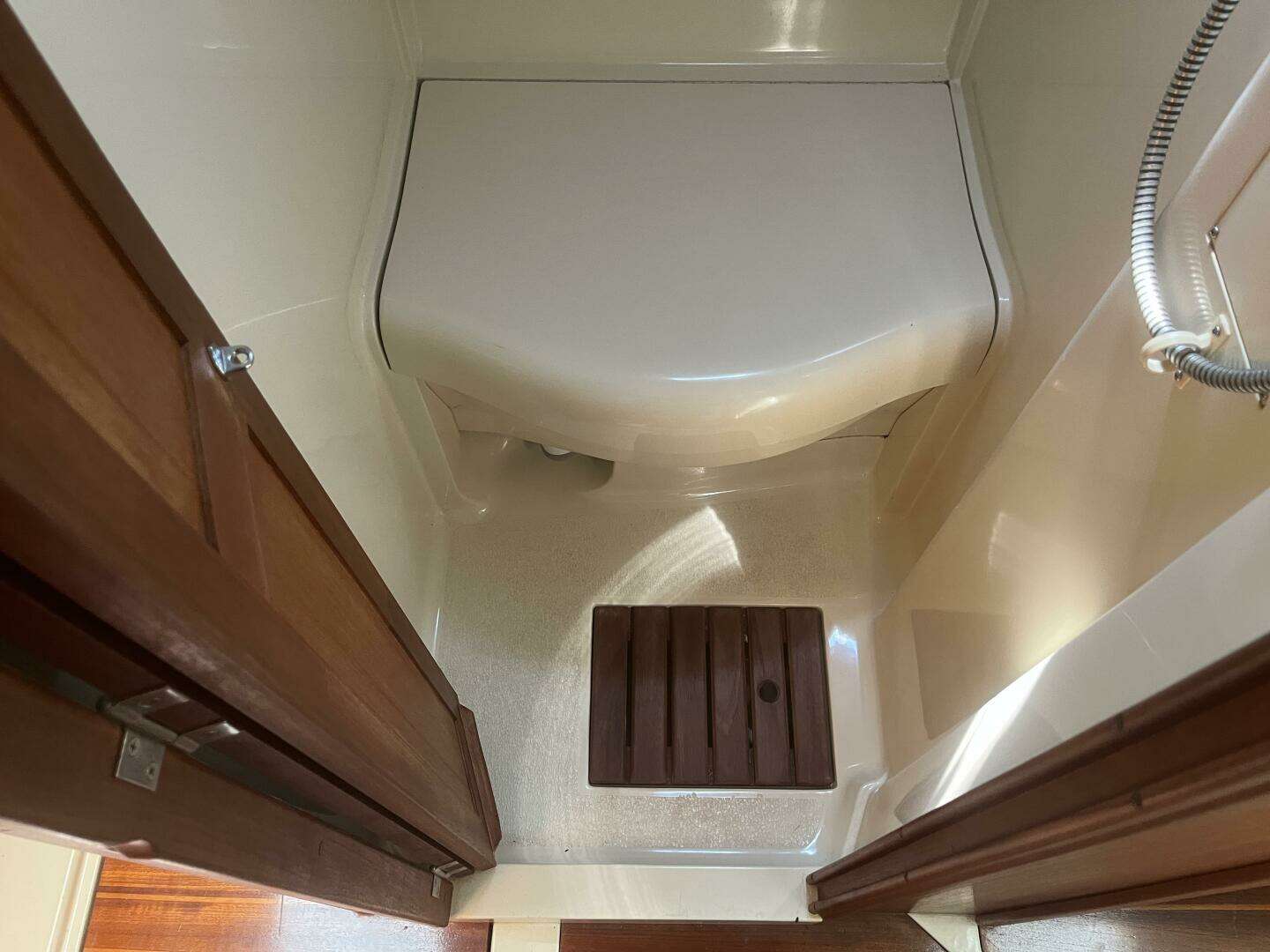 1992 Hunter 33.5 - Image 43