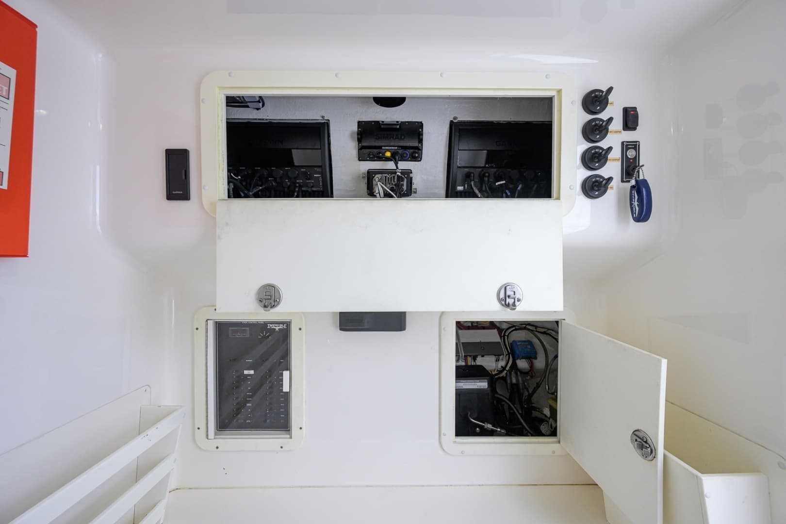 2019 Invincible 42 Open - Image 22