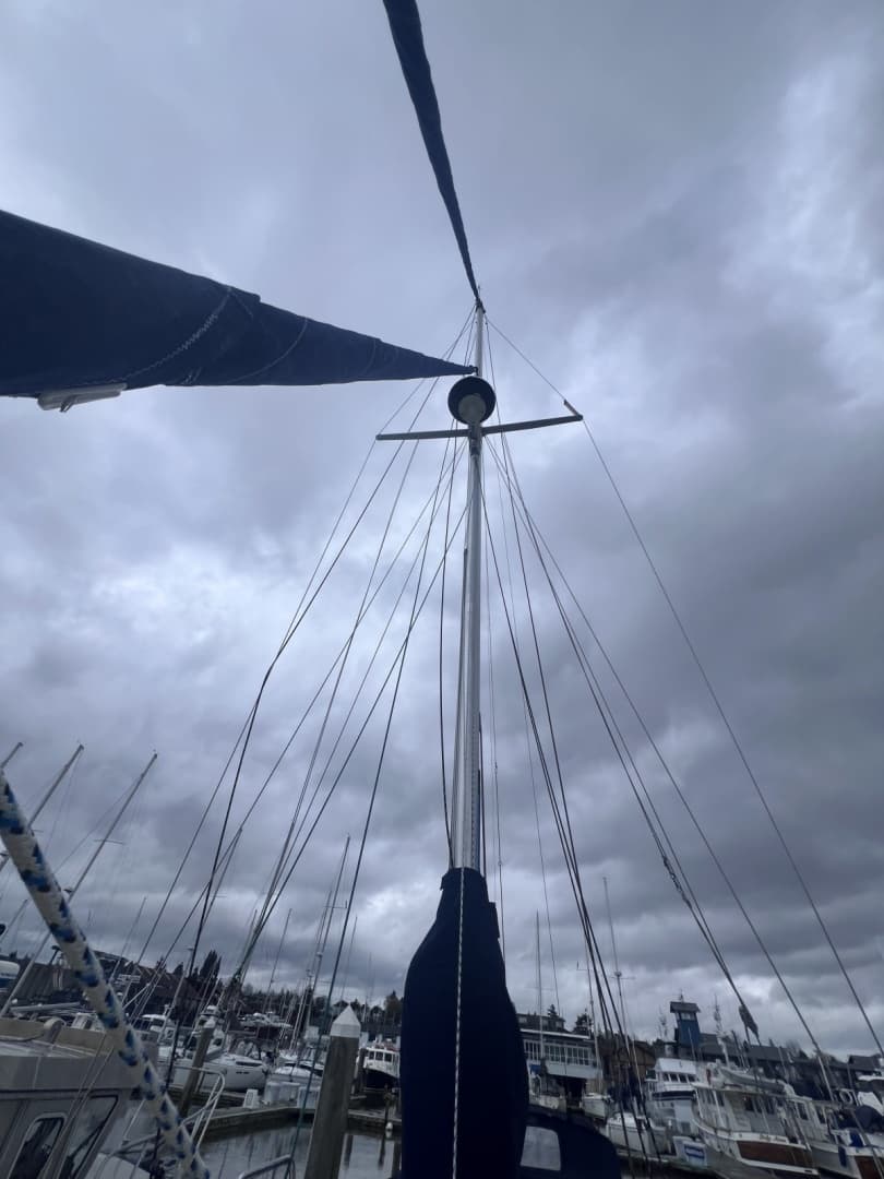 1997 Island Packet 37 - Image 12