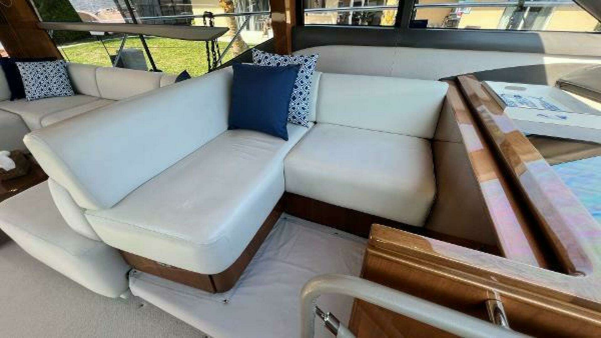 2019 Princess F62 - Image 51