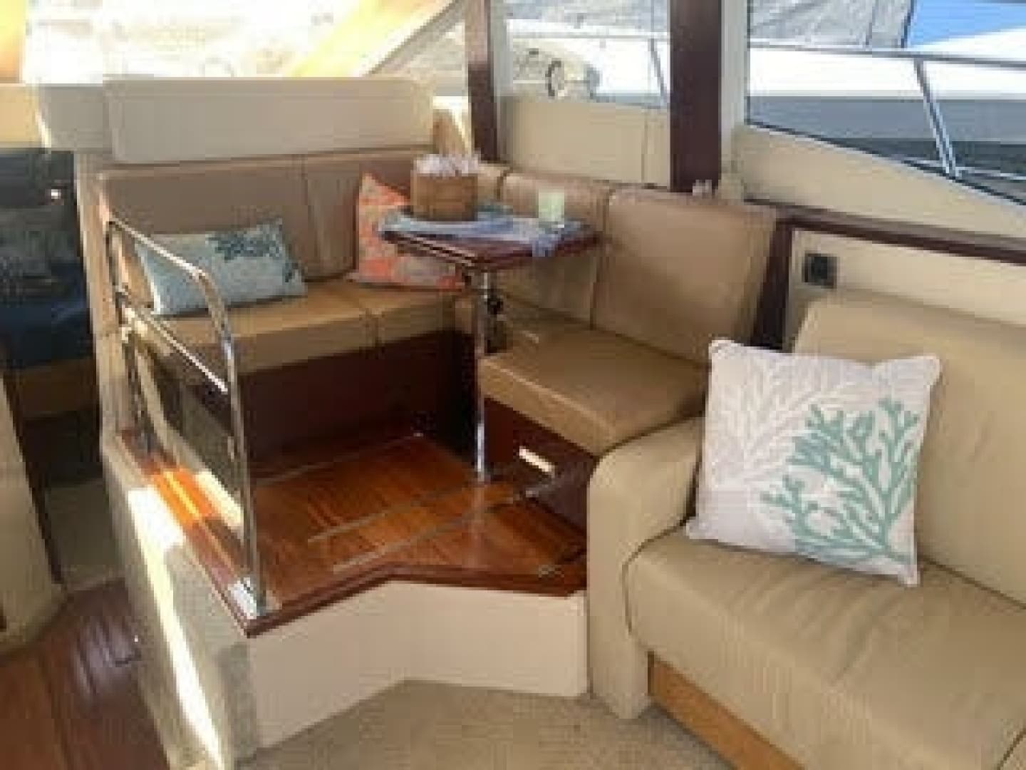 2007 Sea Ray 36 Sedan Bridge - Image 11