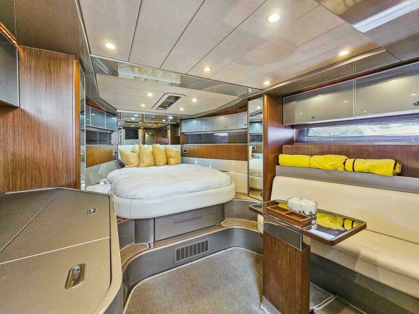 2010 Riva Rama - Image 22