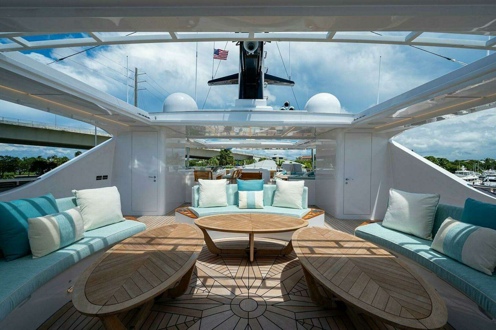 2020 Majesty Yachts 140 - Image 14