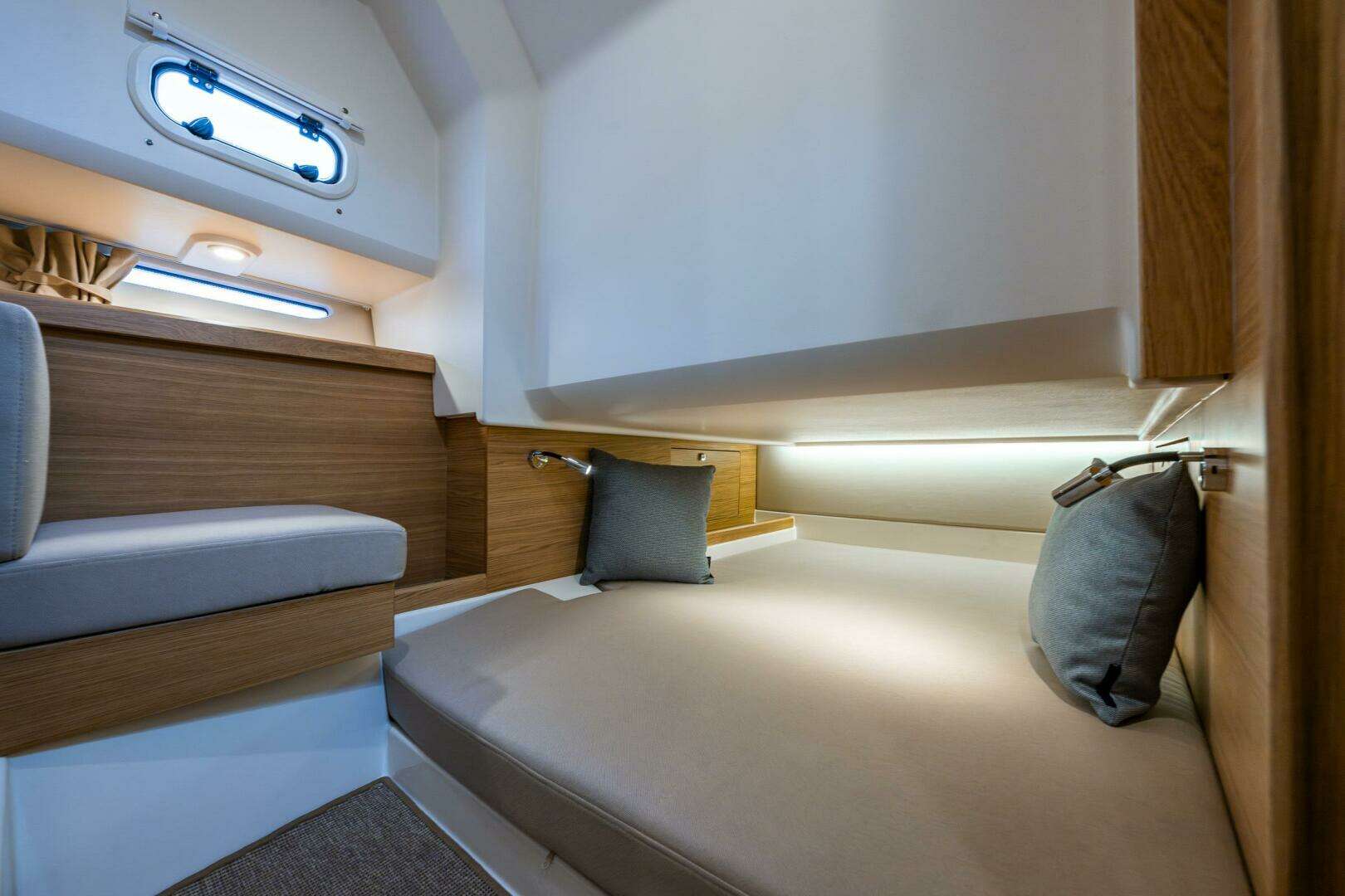 2024 Nimbus C11 - Image 24