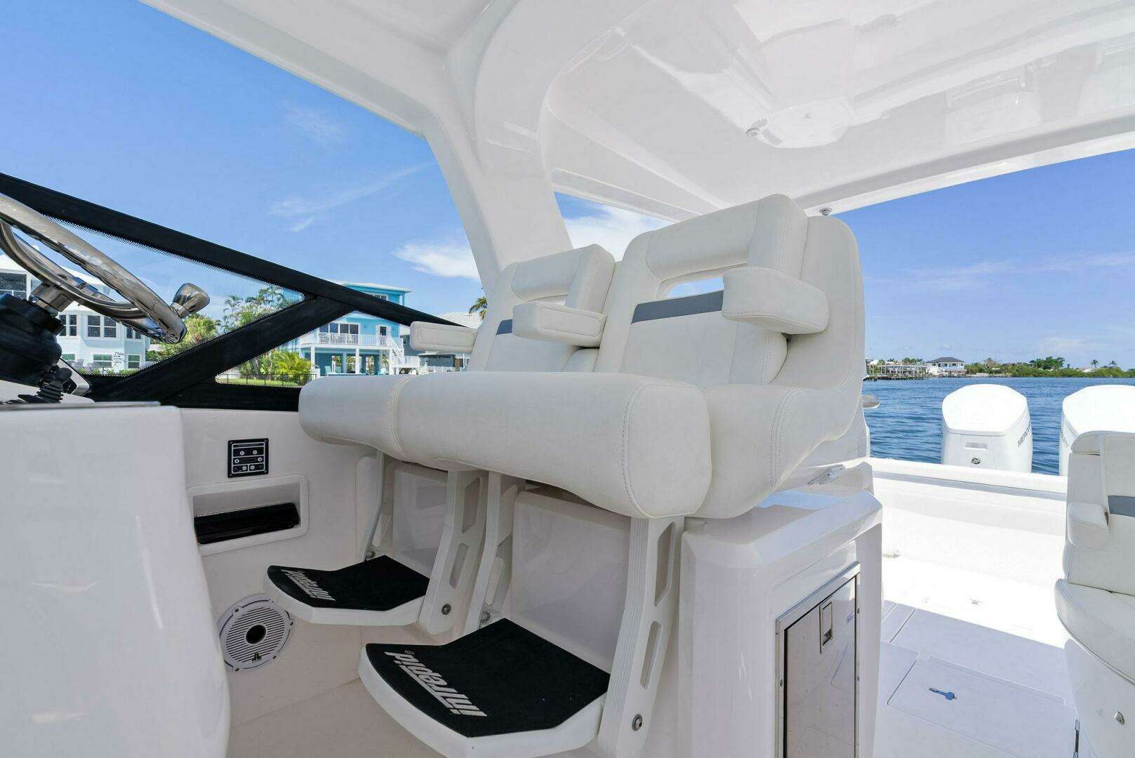 2022 Intrepid 438 Evolution - Image 27