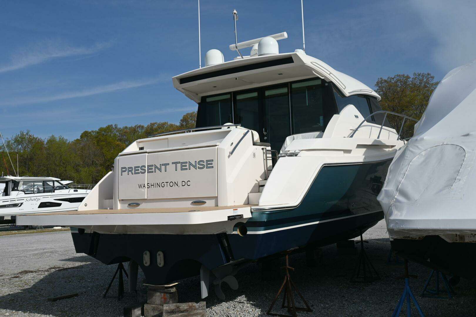 2017 Tiara Yachts 44 Coupe - Image 30