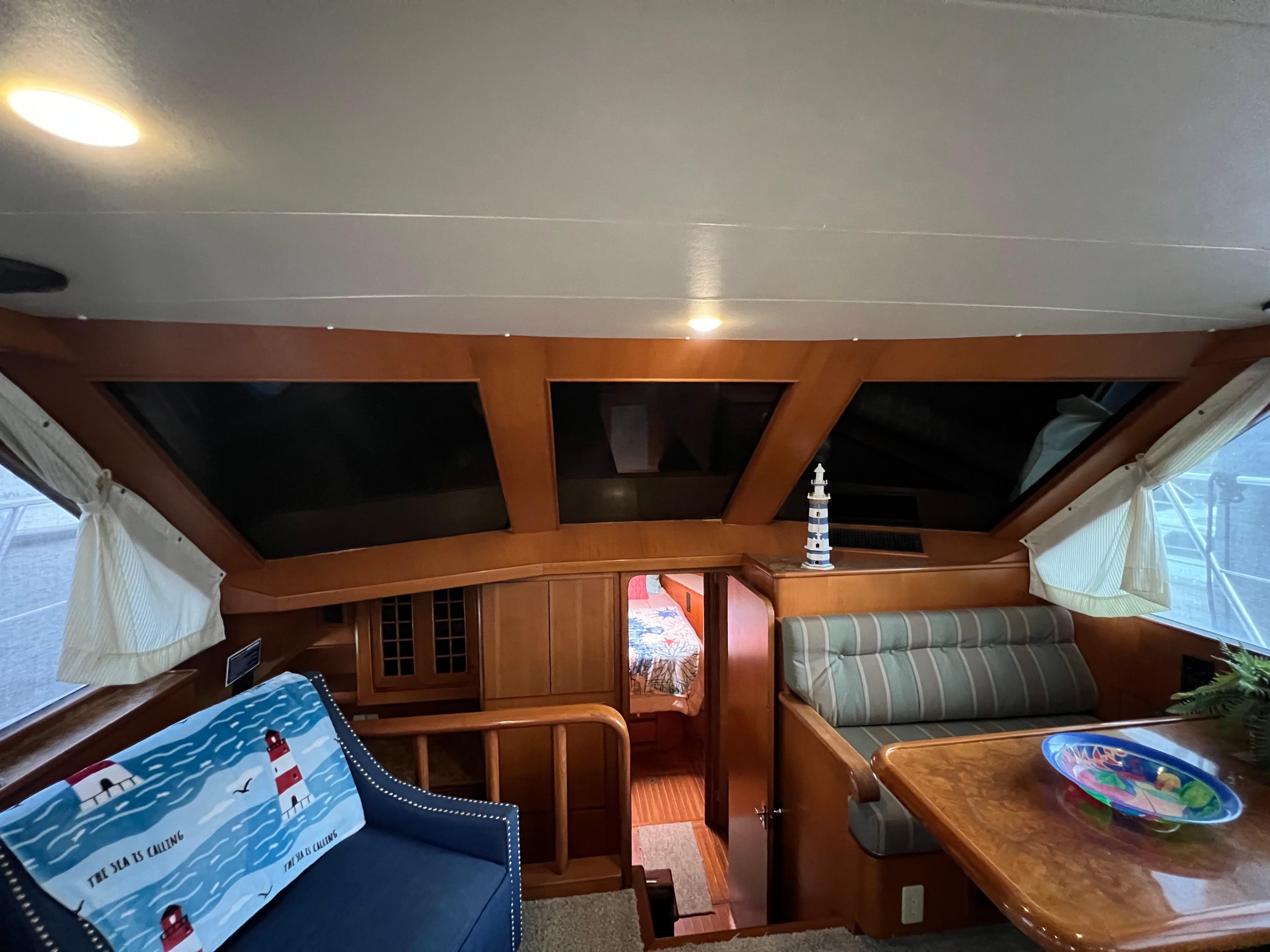 1998 Hyatt 51 Aft Cabin Motor Yacht - 63