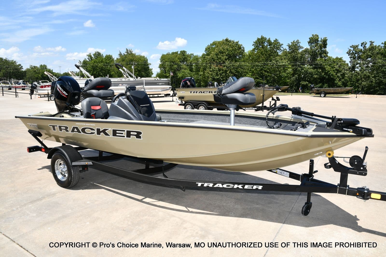2026 Tracker Pro Team 175 Crappie Edition - 77