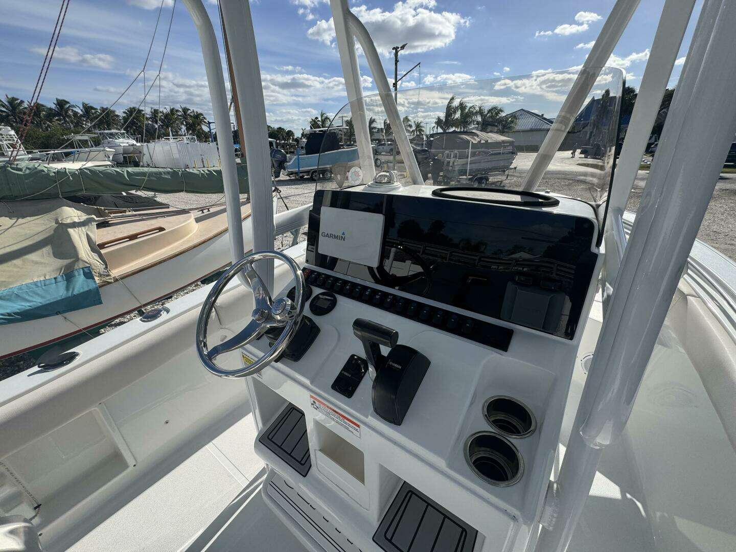 2021 Sea Hunt Ultra 219 - Image 22
