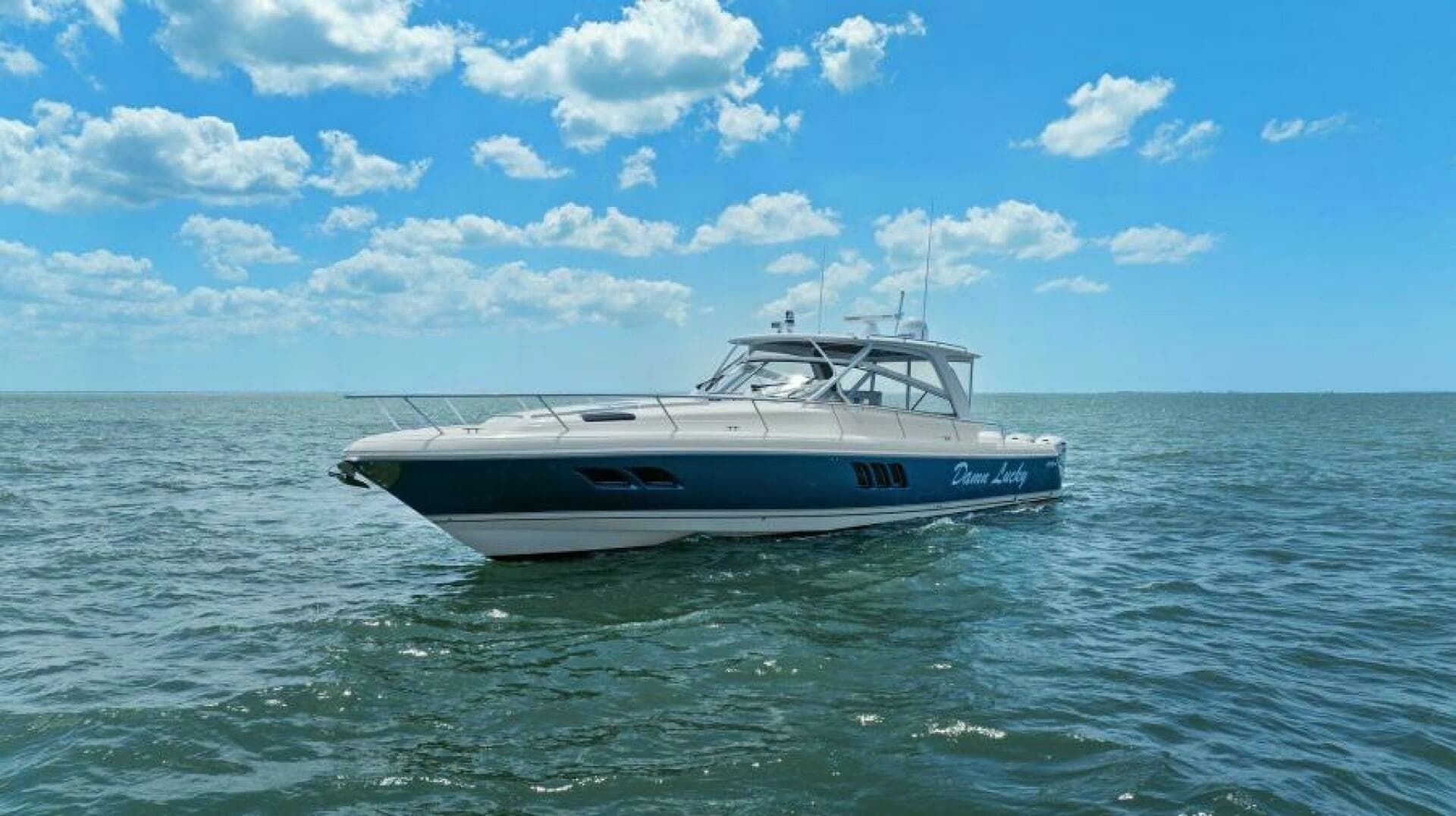 2019 Intrepid 475 Sport Yacht - Image 50