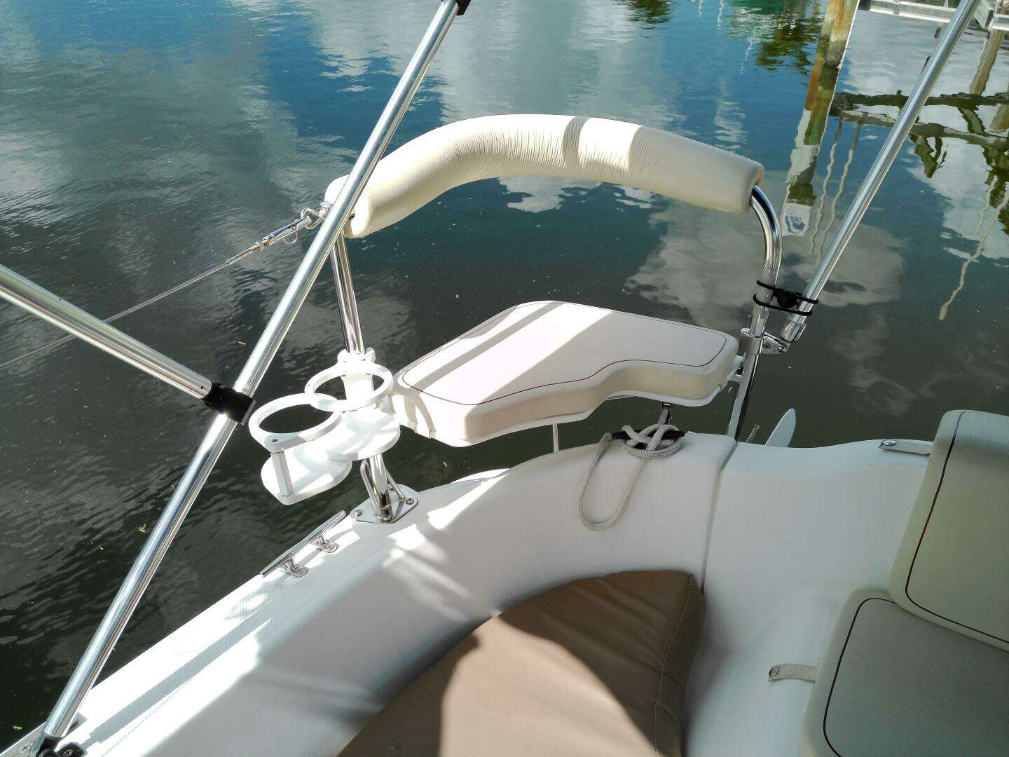2010 Macgregor — - Image 12