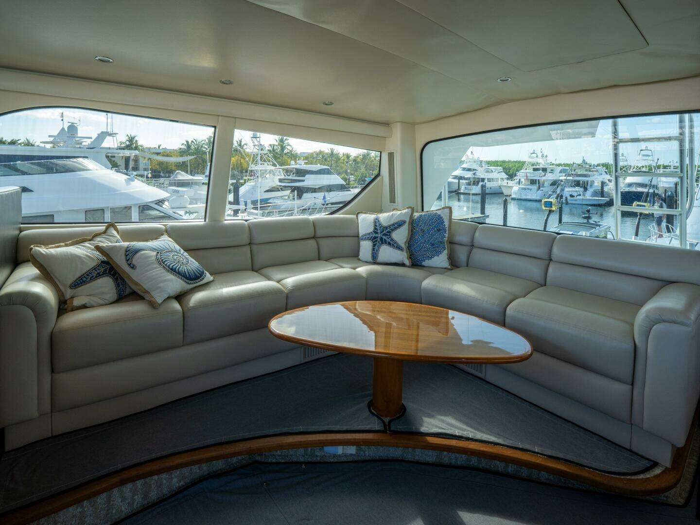 2005 Viking 74 Enclosed Bridge - Image 17