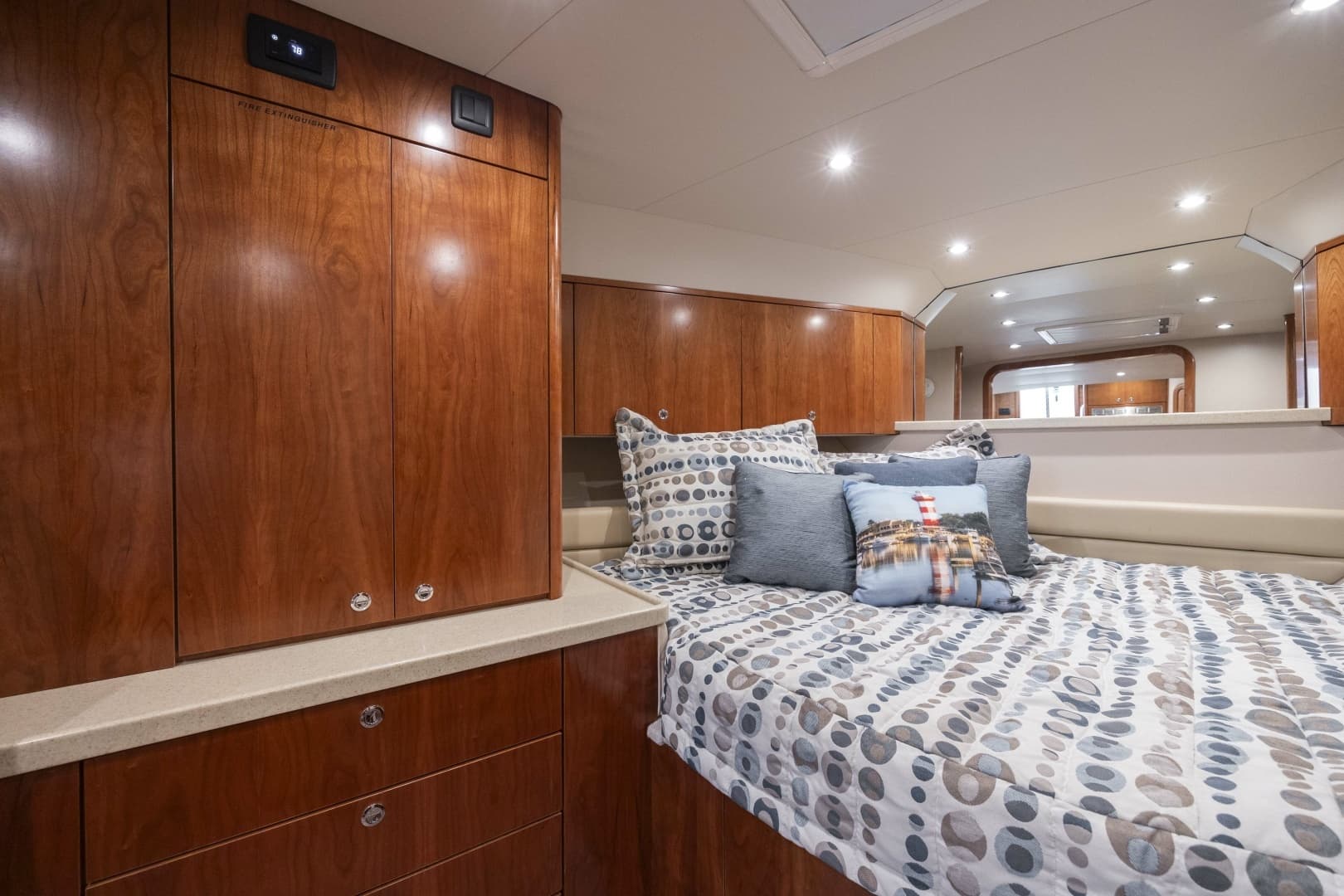 2019 Albemarle 410 Express Fisherman - Image 27