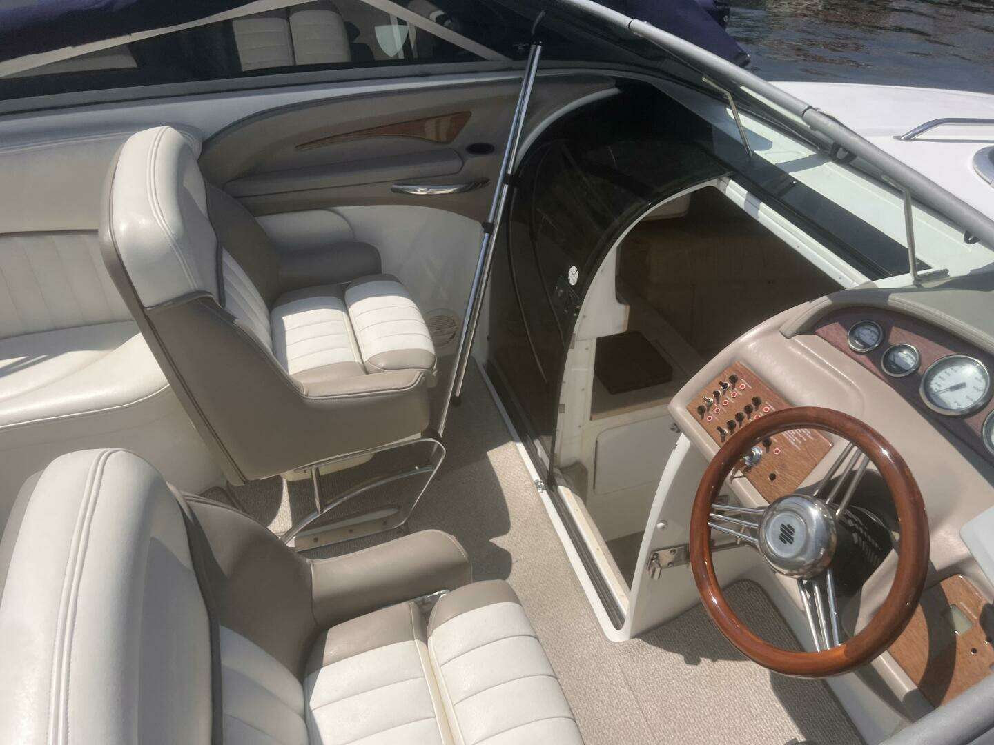 2003 Cobalt 263 - Image 11