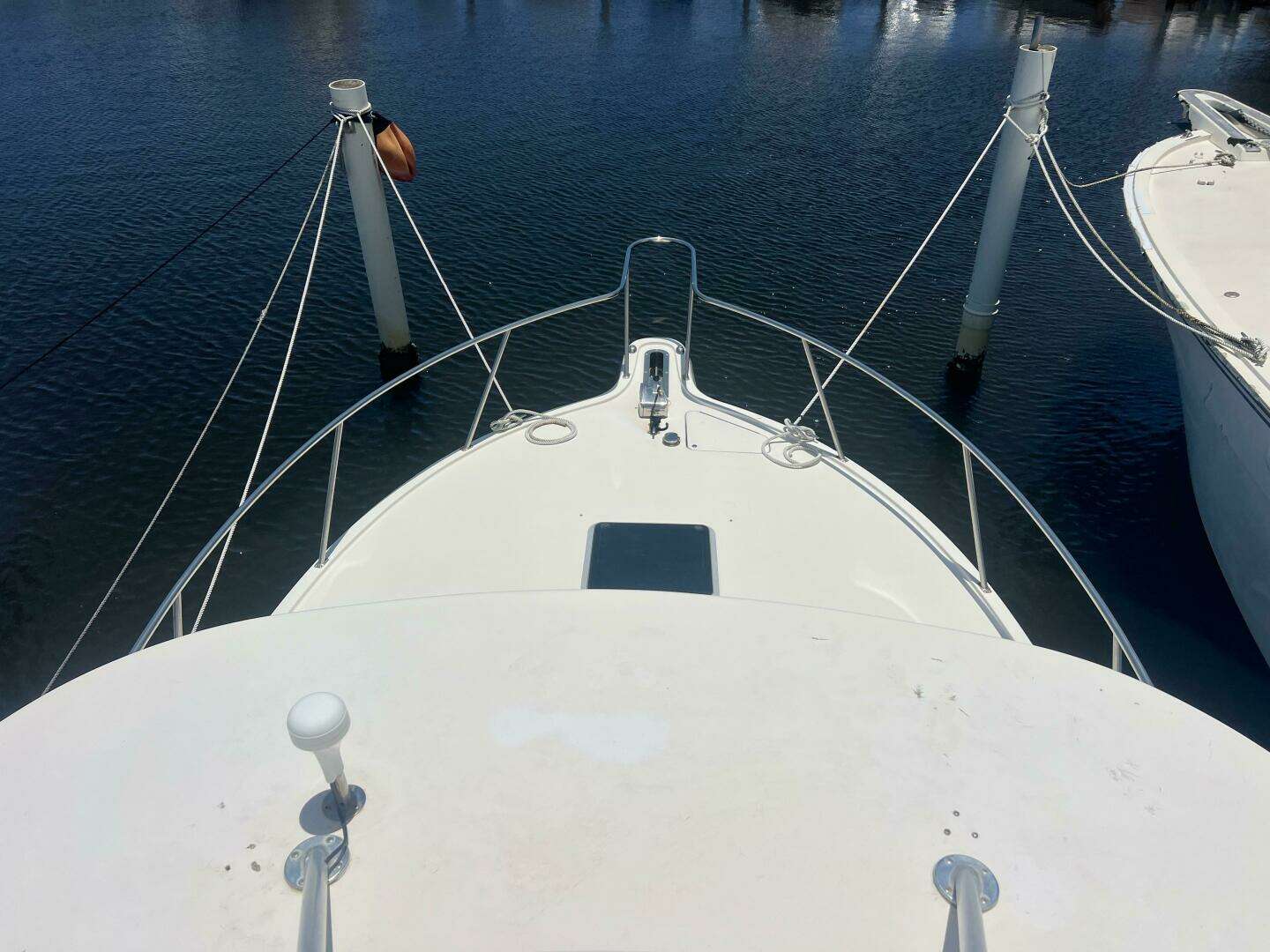 1997 Pursuit 3000 Offshore Express - Image 5