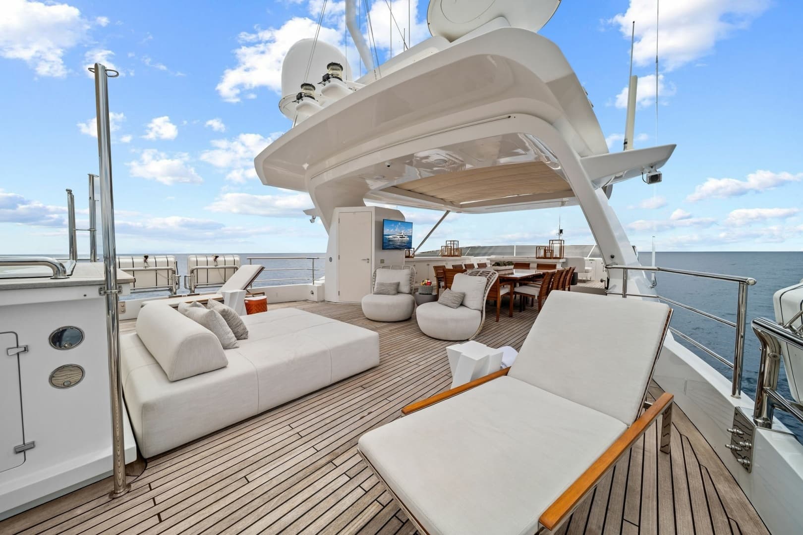 2012 Benetti Classic Supreme 132 - Image 17