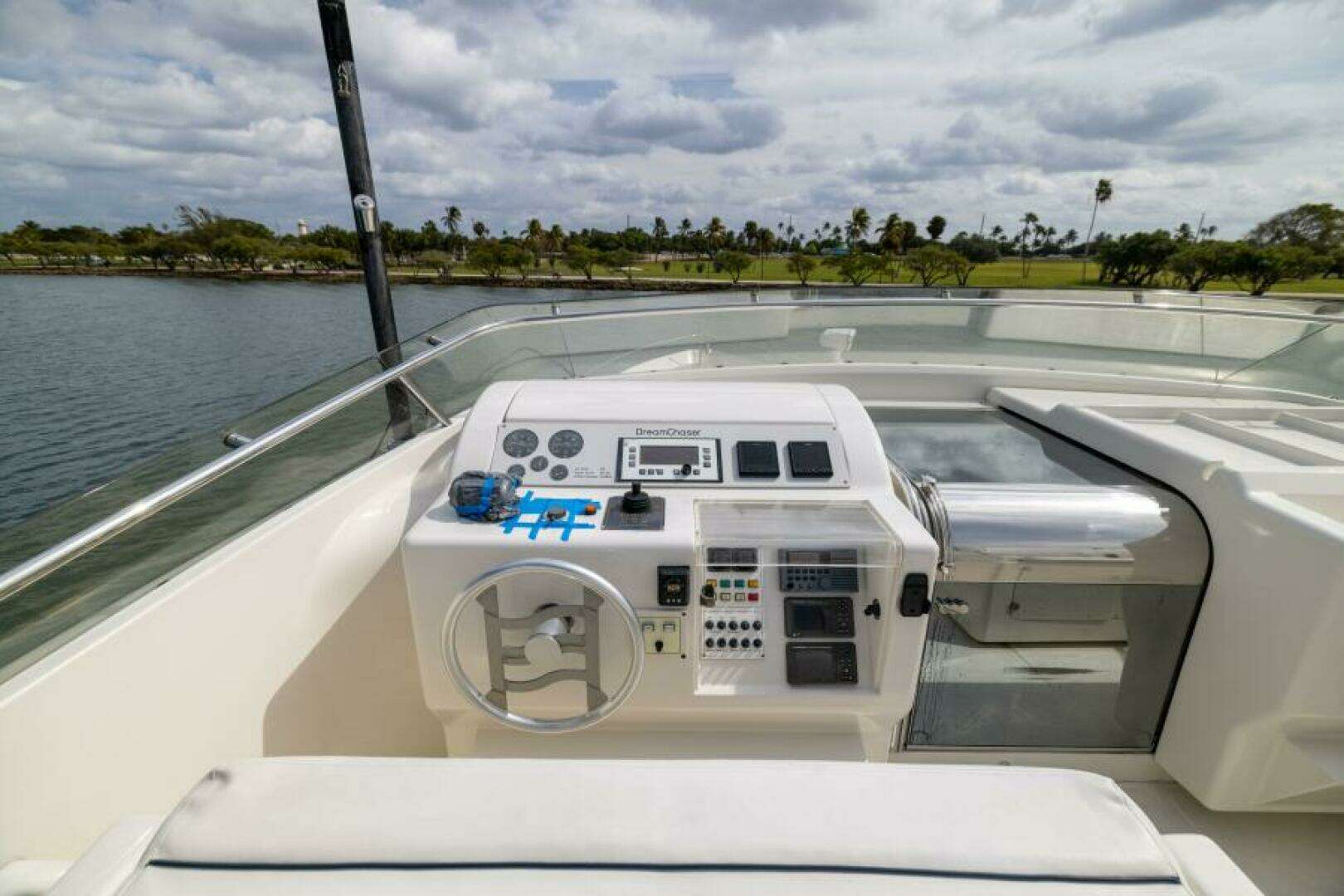 2001 Ferretti Yachts 94 Raised Pilothouse - Image 35