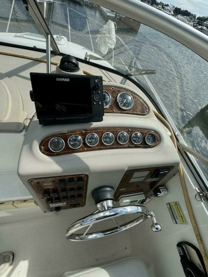2002 Maxum 2400 SCR - Image 8