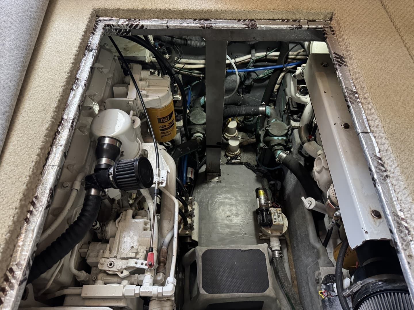 2001 Sea Ray 380 Aft Cabin - Image 92