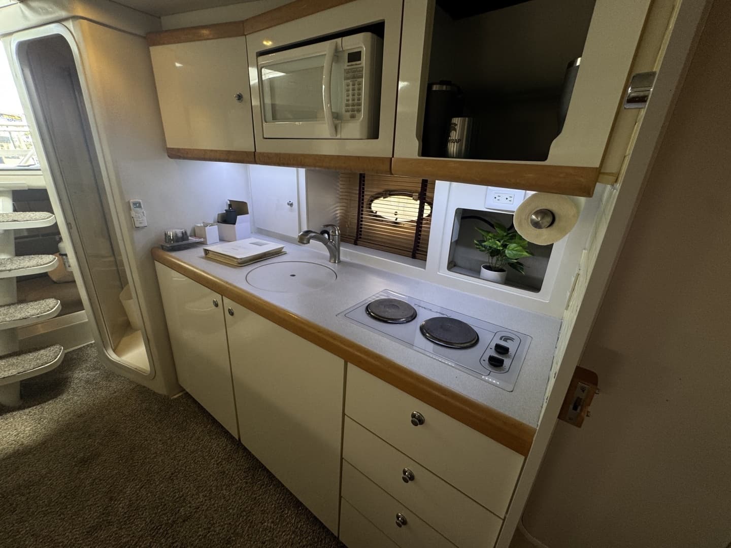 1995 Trojan 350 Express - Image 20