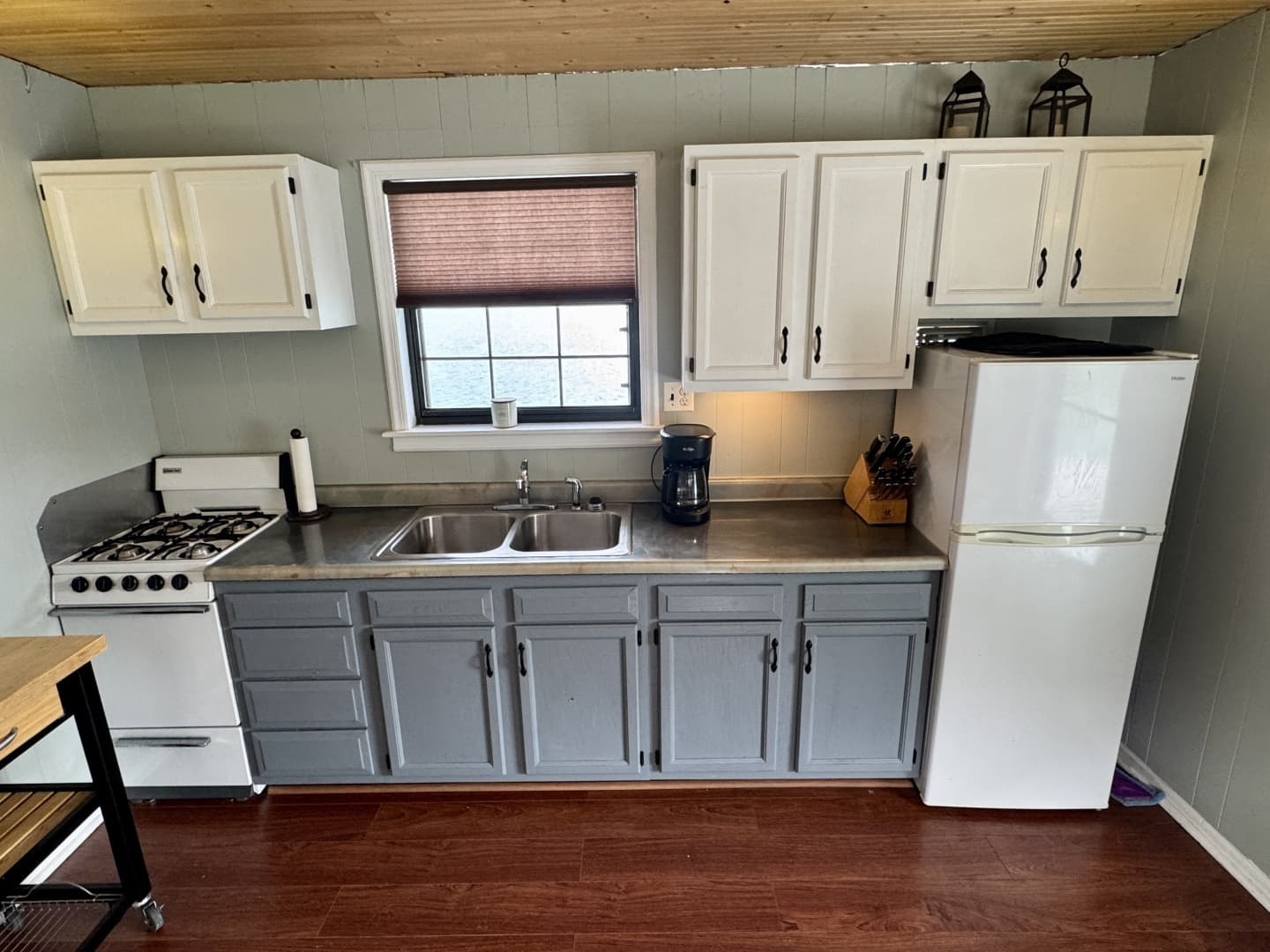 1978 Custom 18 x 24 Off-Grid Floating Cabin Approx 385sqft - Image 20