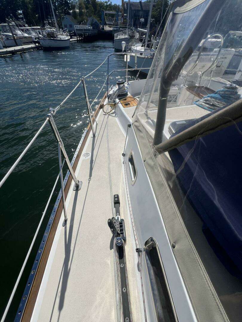 2003 Tartan 4100 - Image 18