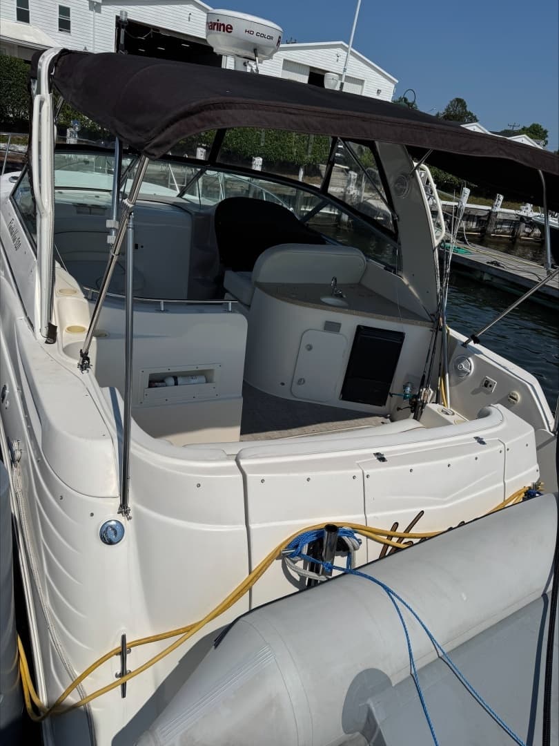 2005 Rinker Fiesta Vee 32 - Image 7