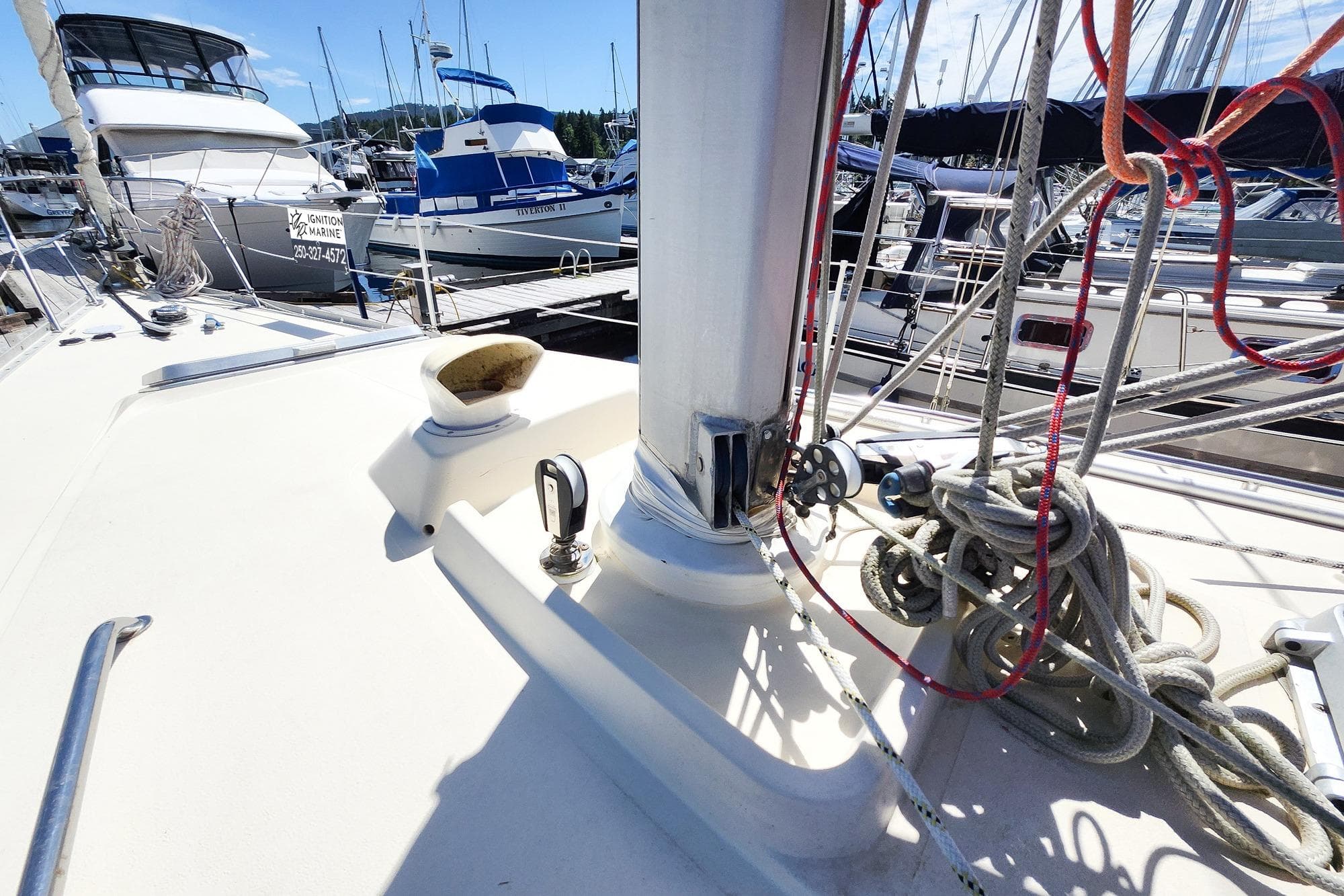 1982 Canadian Sailcraft CS 36 - 49