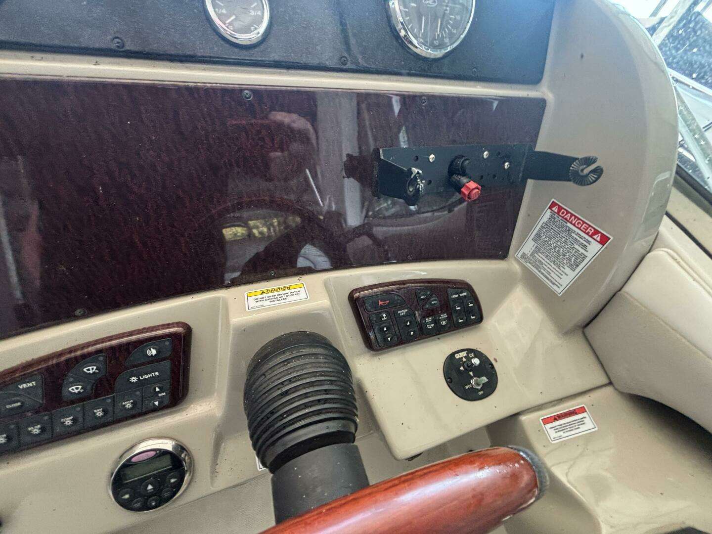 2008 Sea Ray 290 Sundancer - Image 73