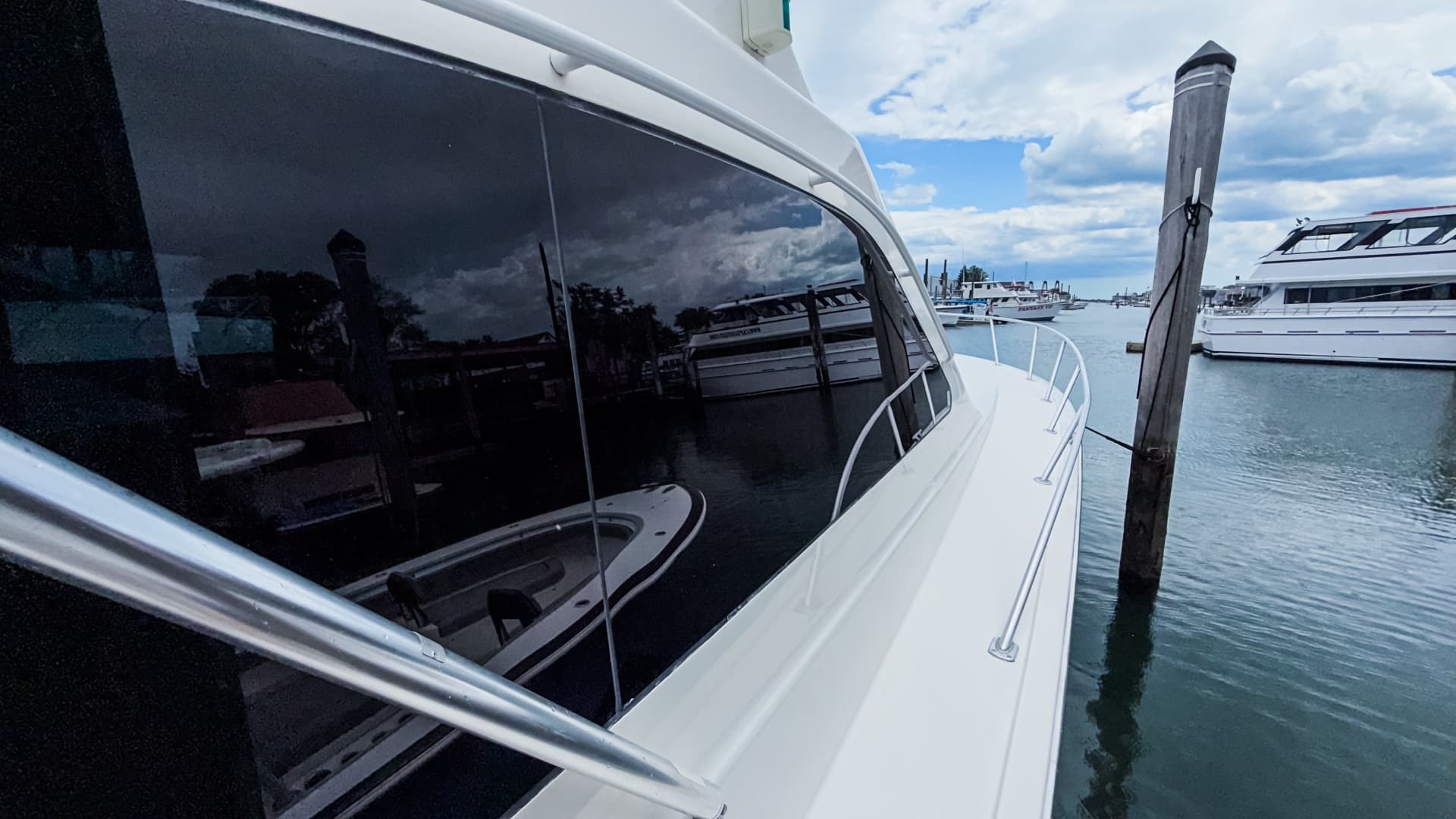 2004 Ocean Yachts 50 Super Sport - Image 24