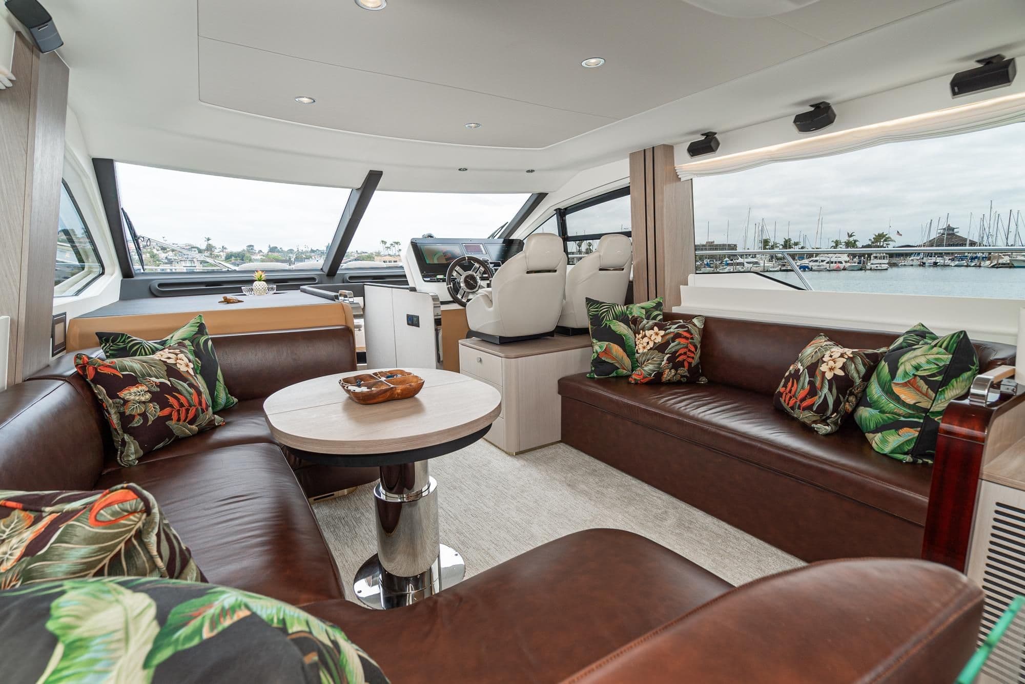 2020 Azimut 55 - 45