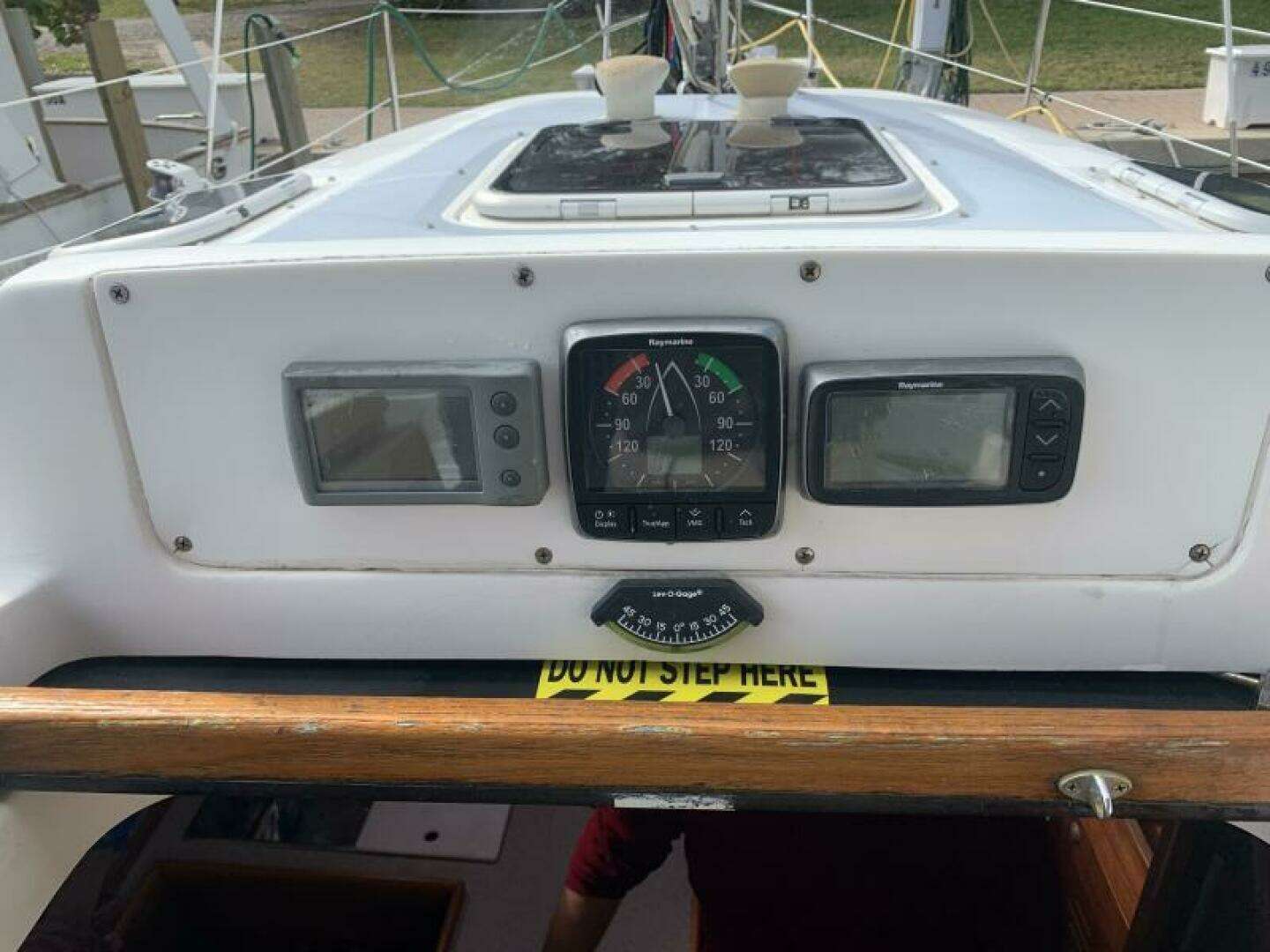 2001 Hunter 340 - Image 7