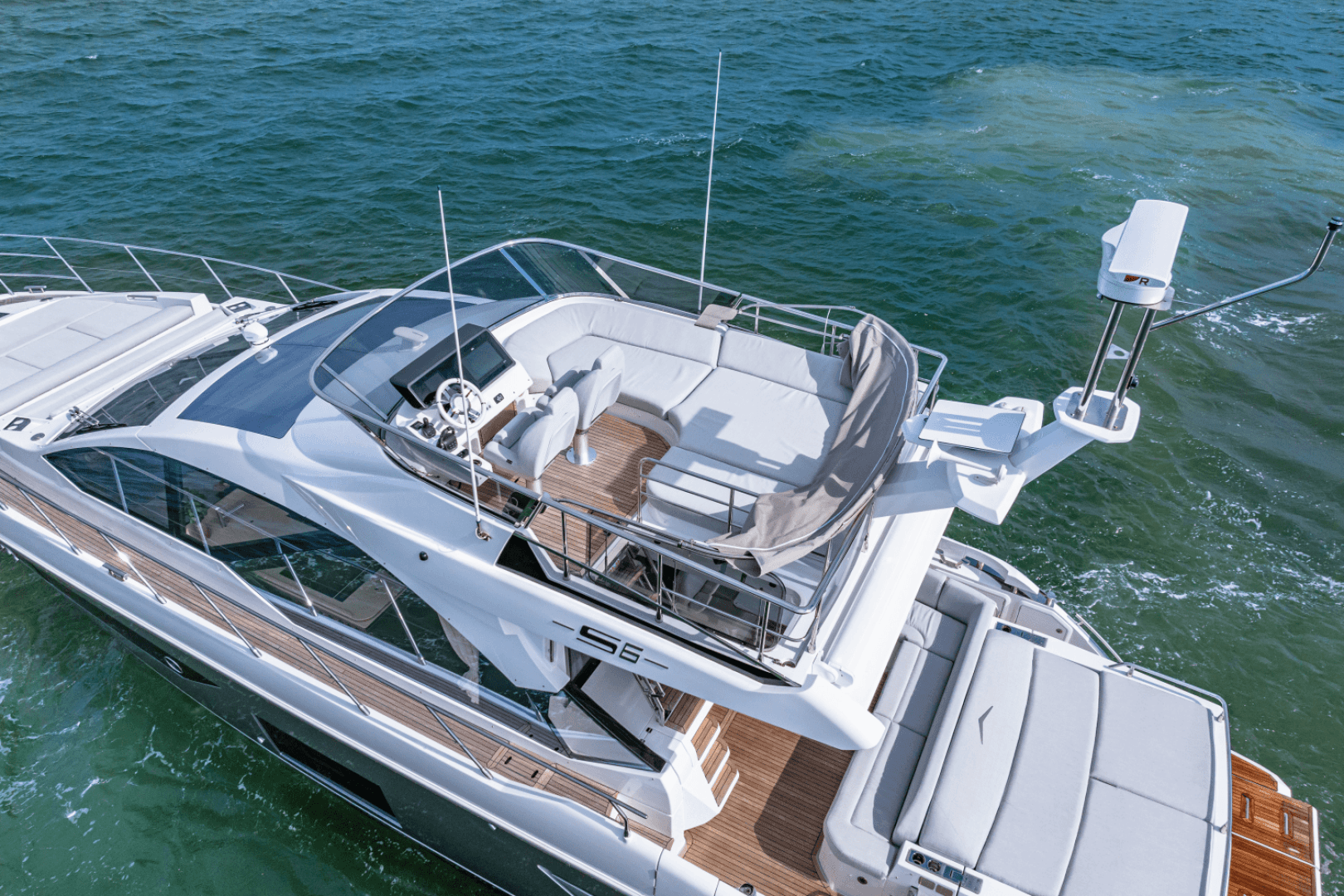 2025 Azimut S6 - Image 19