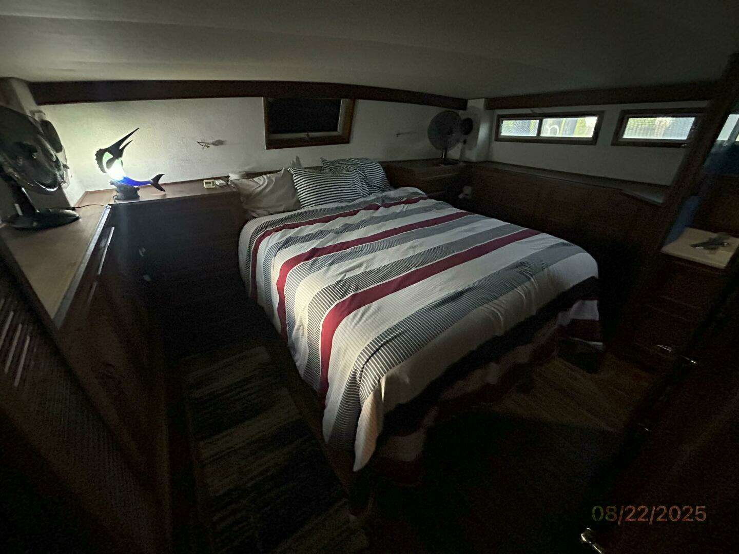 1984 Viking 44 - Image 42
