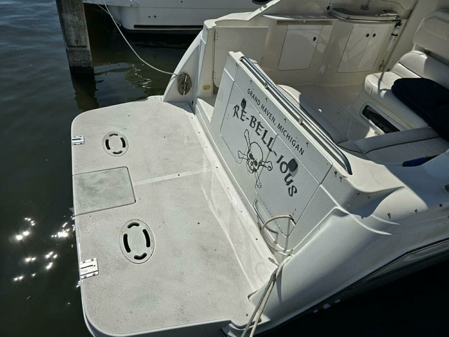 1999 Maxum 3000 SCR - Image 3